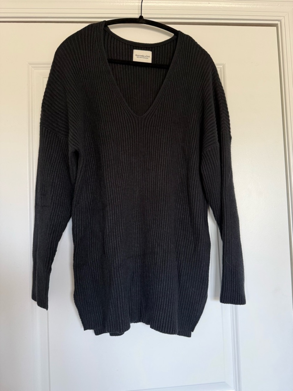 Women's Black Ribbed V-Neck Sweater Dress